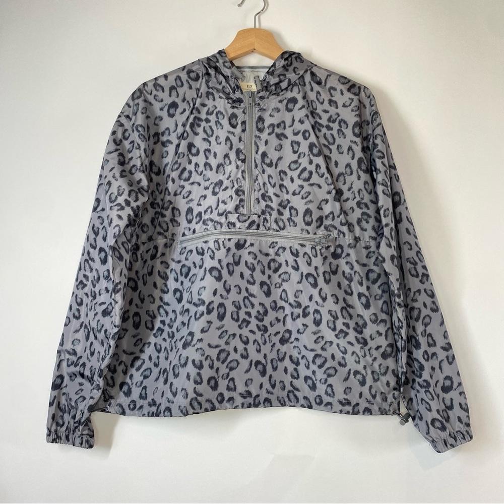 Thread & Supply Gray Leopard Print Hooded Long Sleeve Windbreaker Size S